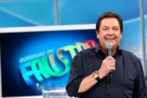 Esposa conta que Faustão foi internado na semana passada