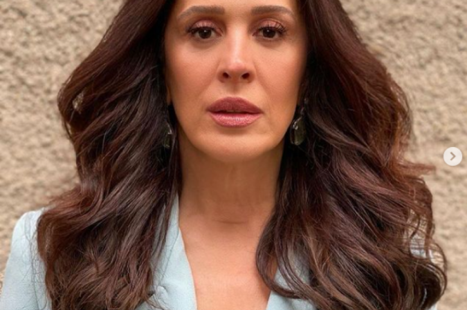 Polícia investiga Claudia Raia por exercício ilegal de profissão