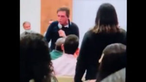 Crivella xinga Doria e depois pede desculpas