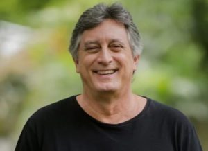 Ator Eduardo Galvão está na UTI com Covid-19, diz Stepan Nercessian