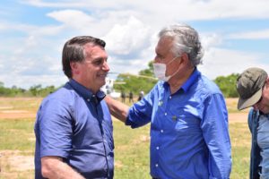 “Caiado consegue muita coisa para o bem do povo”, diz Bolsonaro