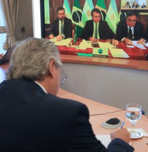 Bolsonaro tem primeiro encontro bilateral com presidente da Argentina