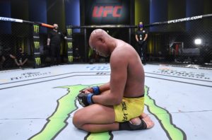 Anderson Silva rescinde contrato com o UFC