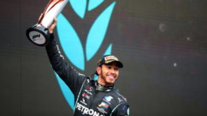 Hamilton conquista 7º título e se torna maior da história da F1