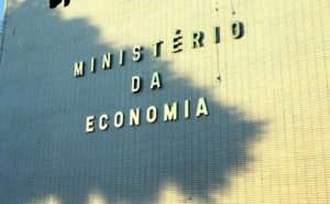 Gastos do governo contra pandemia somaram R$ 620,5 bi, diz ministério