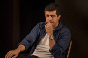 ‘Assédio moral e sexual: isso a Globo não mostra’, ironiza Hélio de La Peña