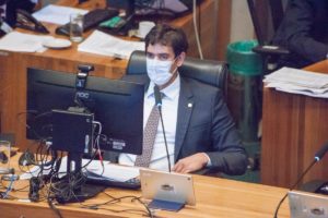 Projeto que obriga presos pagarem por danos que causarem em prisões está nas mãos do governador Ibaneis