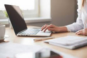 Governo de Goiás qualifica mais de 6 mil servidores em cursos online durante pandemia