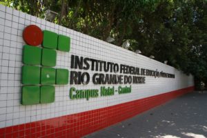Reitores não aceitam determinação do MEC para retorno de aulas em federais
