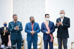 Caiado participa de homenagens ao pastor Josué Gouveia e deputado Rafael Gouveia, em Goiânia