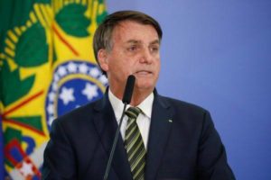 Bolsonaro sanciona sem vetos regulamentação do Fundeb