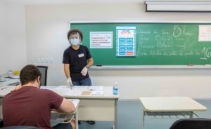 Fuvest 2021: prova termina e tem 13% de abstenções na 1ª fase; veja gabarito oficial