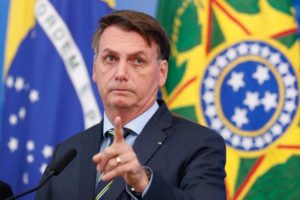 Planalto nega irregularidades sobre Covaxin e Bolsonaro pede investigação da PF contra deputado