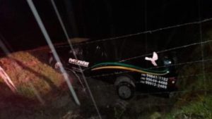 SC: Homem furta carro funerário que transportava corpo e sofre acidente
