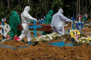 MPs cobram nomes das pessoas vacinadas por dia em Manaus