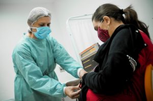 Quais as diferenças entre Covid-19 e dengue?
