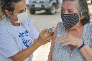 GDF | Vacinação de idosos em Ceilândia
