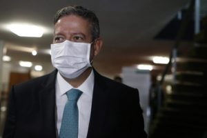 “Não é a Câmara da blindagem”, diz Lira