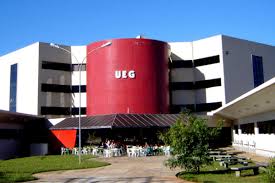 UEG abre editais de vestibular com 3.264 vagas