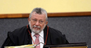 Morre presidente do TRE-AM, Aristóteles Lima Thury por causa do Covid-19