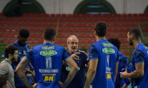 Minas suspende futebol e vôlei no estado a partir da próxima segunda