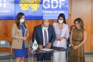Ibaneis: “Está é a hora de criarmos uma corrente de assistência social pela vida no DF”
