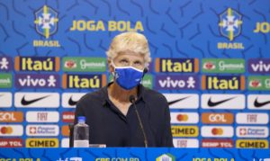 Seleção feminina é convocada para treinos na Granja Comary