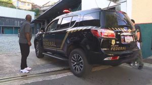 PF faz operação após denúncia de vacinação ilegal de empresários em Minas