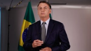 PRTB quer fechar acordo para filiar Bolsonaro ao partido
