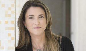 Bolsonaro é condenado a indenizar Patrícia Campos Mello