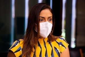 Flávia pede afastamento do cargo nesta sexta (14) para descansar com família