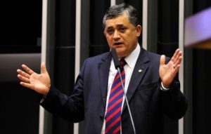 Guimarães classifica voto de Kassio Nunes como raso e articulação do Planalto