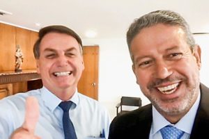 Após PT declarar apoio a Lira, Bolsonaro manda bloquear pagamentos do orçamento secreto