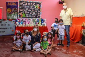 Paco Britto participa de ação na ACAC
