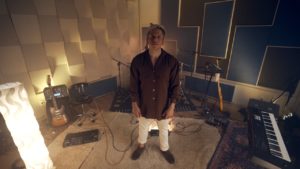 Allan Massay lança música nesta sexta-feira (15) em parceria com o rapper brasiliense Israel Paixão 