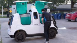 Nos EUA, Domino’s lança carro-robô para entregar pizzas