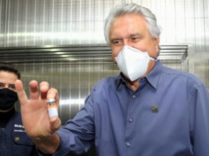 Mais de 44 mil goianos não voltaram para tomar 2ª dose da vacina
