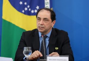 Guedes demite secretário especial do Ministério da Economia