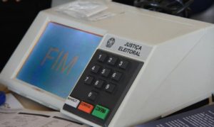 Cinco municípios elegem seus prefeitos hoje