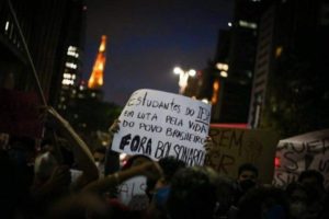 Adiamento do Enem gera insegurança e protestos nas redes sociais