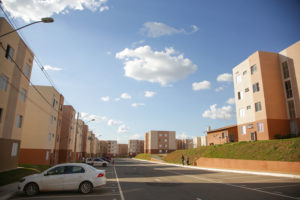 Com ajuda do governo, mais de 2,2 mil famílias conquistam a casa própria