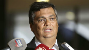 Flávio Dino critica Bolsonaro por promoção de passeio com motocicletas