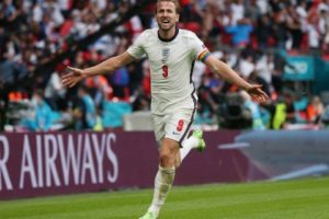Inglaterra manda Alemanha de volta para casa após 2 a 0