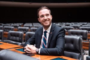 Vinicius Poit diz que “aprovar esse texto é quase um prêmio para corruptos”