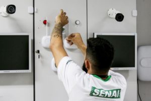 Editais abrem mais de 6 mil vagas em cursos gratuitos