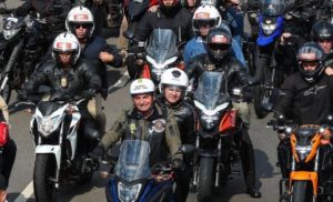 Bolsonaro convoca motociata em Floripa e Chapecó