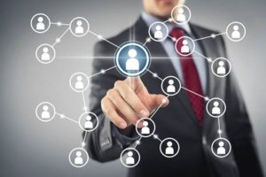 Bolsonaristas dão lucro milionário via Youtube