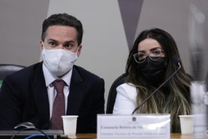 AO VIVO: Após decisão do STF, CPI volta a ouvir diretora da Precisa
