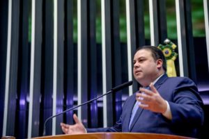 Câmara aprova regime de urgência para Lei do Mandante