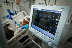 Brasília lidera saúde com a maior oferta de UTIs no Brasil